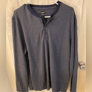 Mens XL shirt with tags